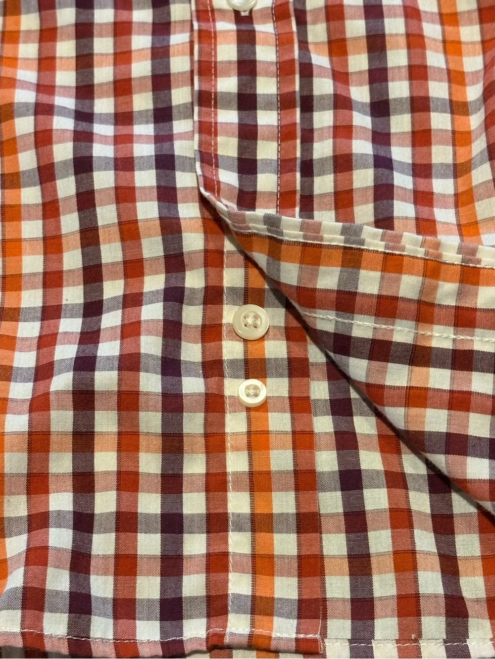 Perfect for fall! 🍁 Saddlebred Orange, Brown & Red gingham men’s shirt